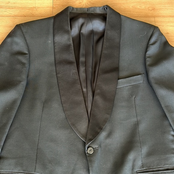 Vintage tuxedo jacket and bow ties - as is - Picture 3 of 9